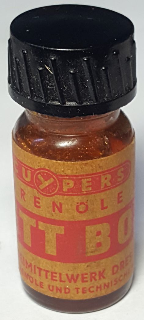 w.cuypers_uhrenole_fett_box2.jpg